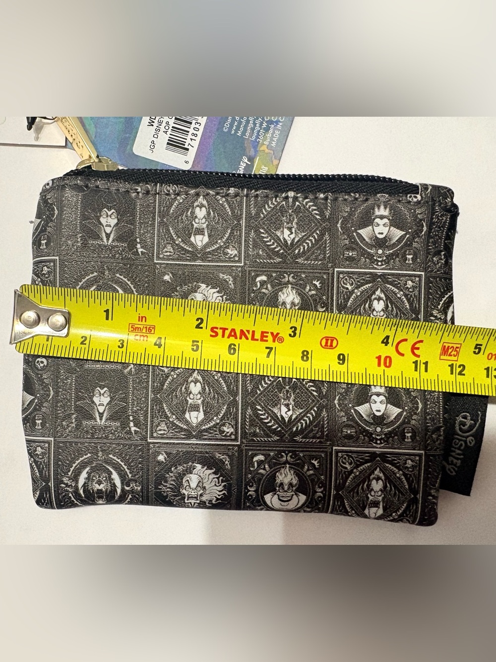 New Disney Loungefly Villains Zip Coinbag - Picture 7 of 8